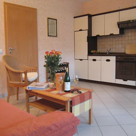 Sch Ne Wohnung In Der Moselregion Kinheim Екстериор снимка