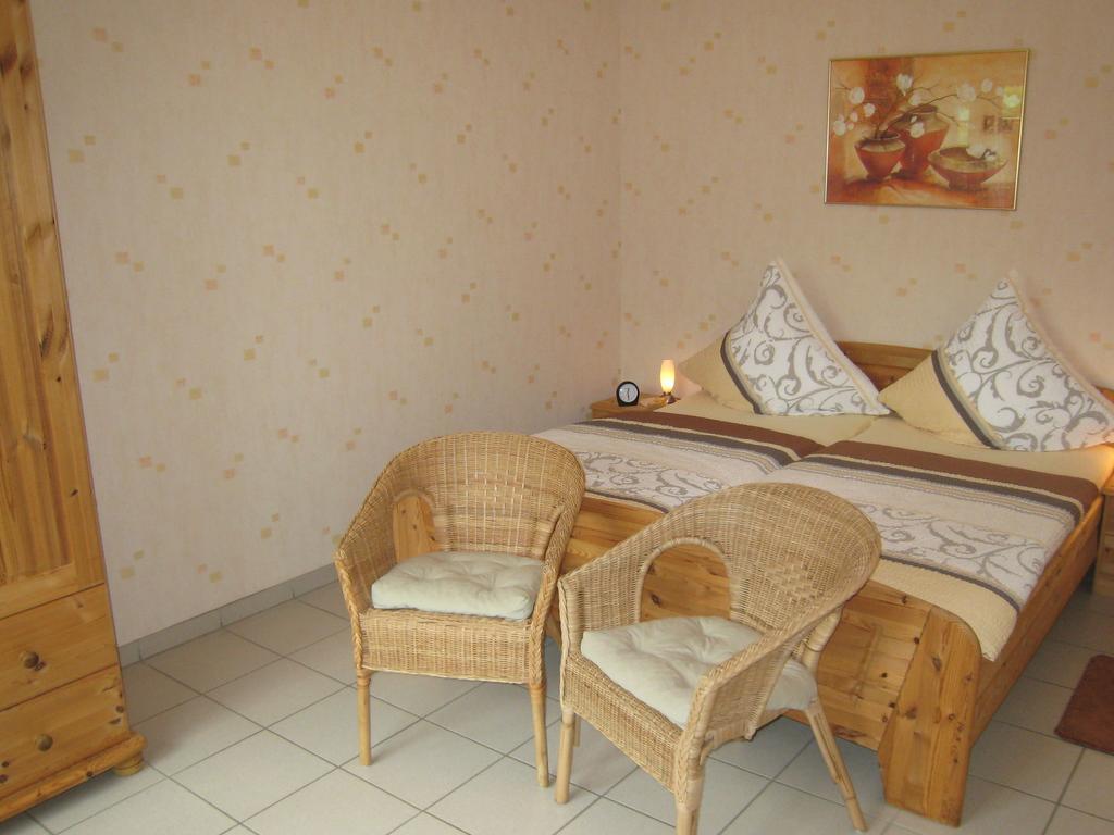 Sch Ne Wohnung In Der Moselregion Kinheim Екстериор снимка
